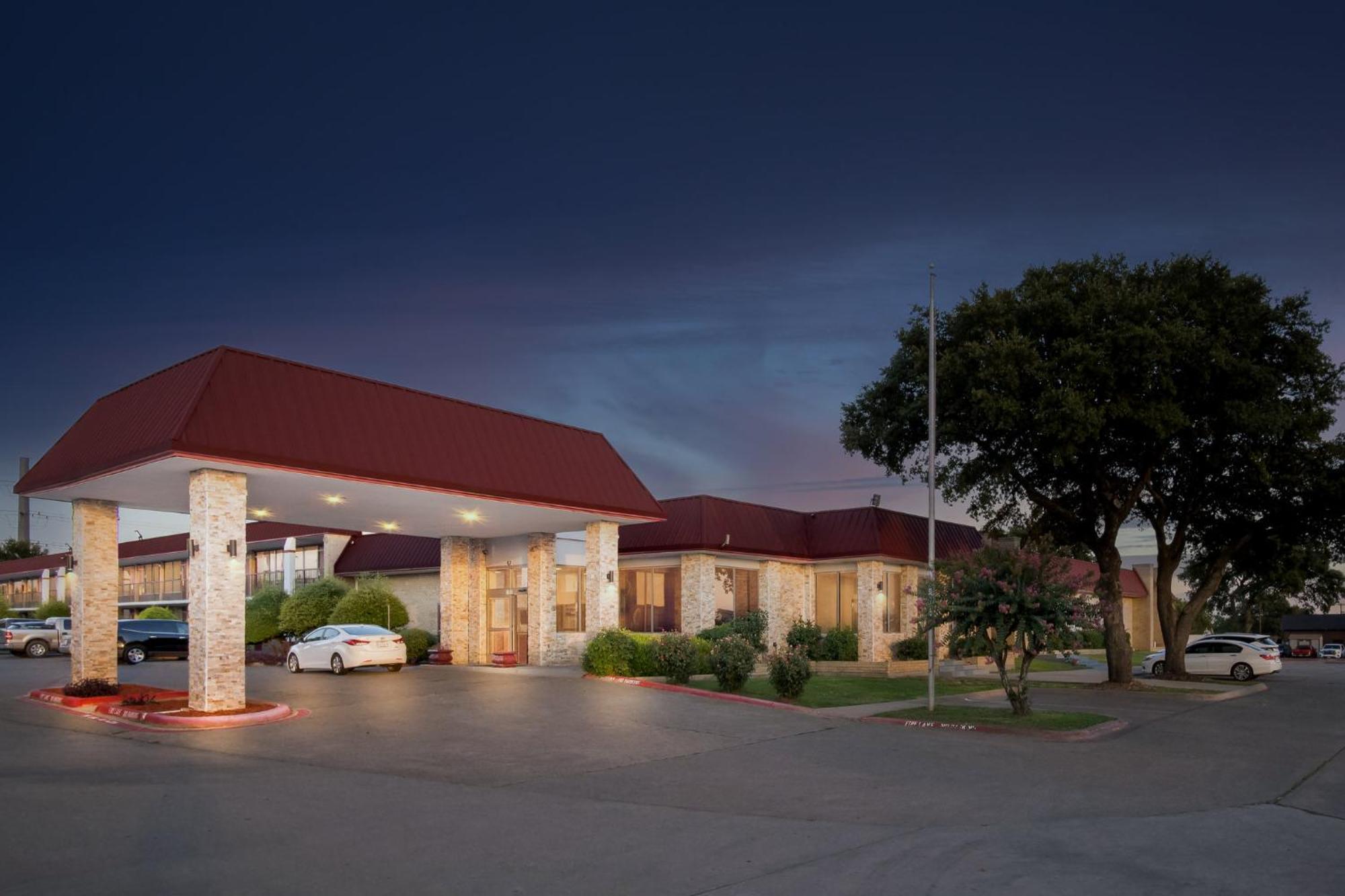 Red Roof Inn & Conference Center Mckinney Eksteriør billede